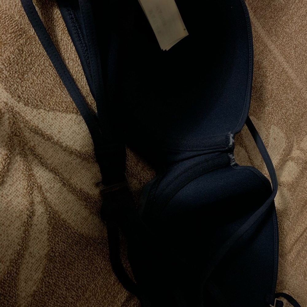Abercrombie & Fitch bikini top - Picture 7 of 8